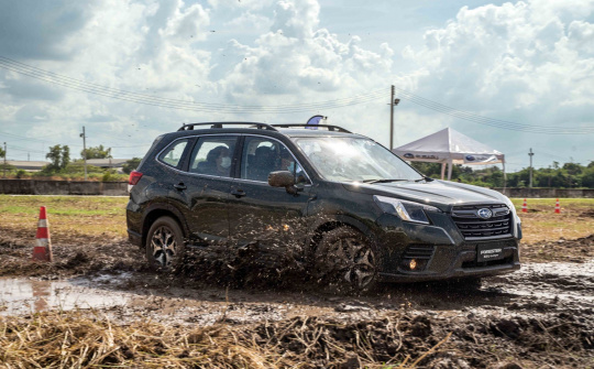 Subaru trình làng Forester mới tại Việt Nam: nâng cấp hệ thống an toàn, giá từ 969 triệu đồng