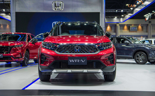 Cận cảnh Honda WR-V tại BIMS 2023: thiết kết bắt mắt, có Honda Sensing