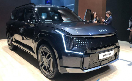 [Seoul 2023]: Cận cảnh Kia EV9 2023 hoàn toàn mới "bằng xương bằng thịt"
