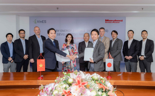VinES và Marubeni Green Power Việt Nam hợp tác trong lĩnh vực pin lưu trữ năng lượng