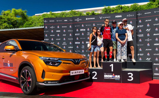 VinFast tiếp tục là đối tác danh hiệu của giải IRONMAN thế giới