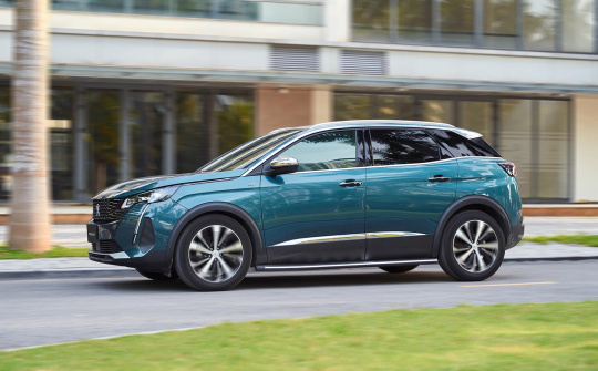 Bộ 3 SUV của Peugeot tại Việt Nam có giá mới
