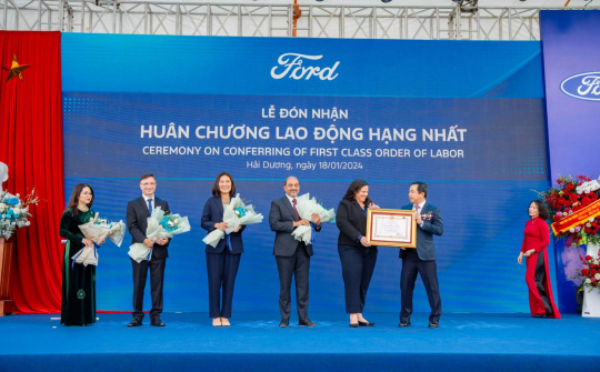 Ford Việt Nam đón Huân chương Lao động hạng Nhất cùng kỷ lục bán hàng năm 2023