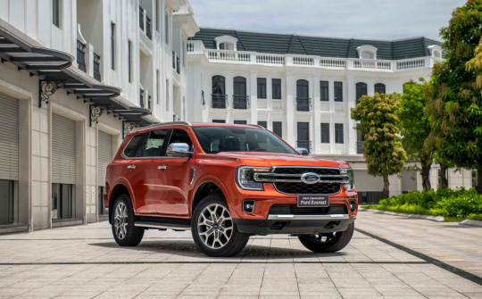 Ford Việt Nam giảm giá, hỗ trợ 50% phí trước bạ cho nhiều dòng xe