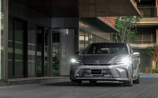 Toyota Camry 2024 “chốt” giá chính thức tại thị trường Việt Nam