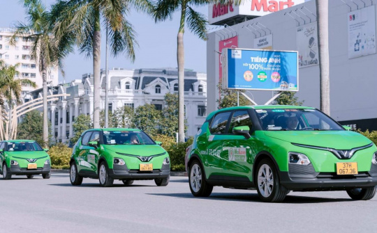 “Sếp” của Hãng taxi lớn nhất Nghệ An nói về lý do dùng xe điện