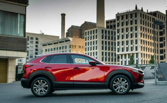 Mazda điều chỉnh giá bán một loạt mẫu xe, nhiều mẫu giá “cực tốt”