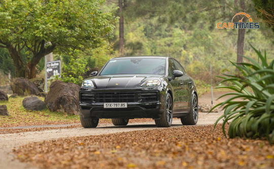Đánh giá Porsche Cayenne 2024: Khi người giàu thích lái