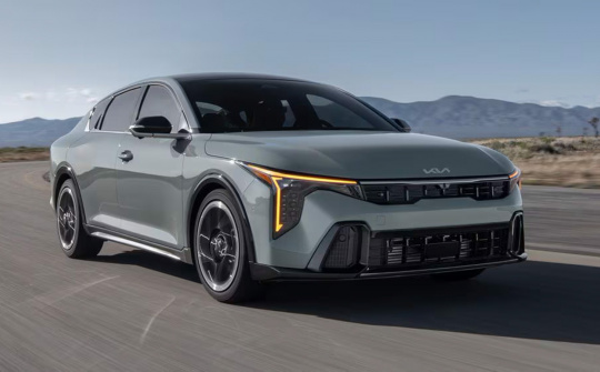 Kia K4 sắp ra mắt thị trường toàn cầu có gì đặc biệt?