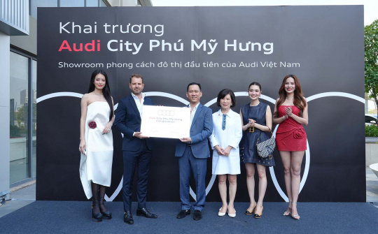 Trải nghiệm đẳng cấp mới: Audi khai trương đại lý City showroom đầu tiên tại TP.HCM