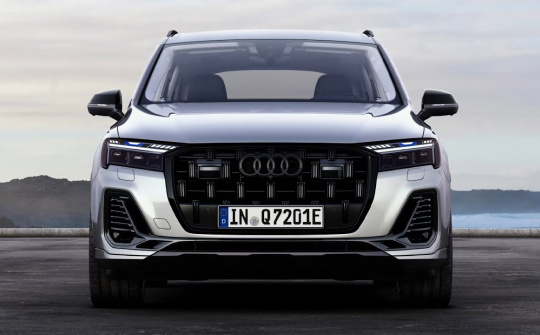 Audi Q7 TFSI facelift 2024: Thiết kế thay đổi nhẹ, thêm công nghệ