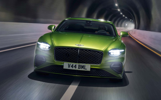 Bentley Continental GT 2025: Động cơ V8 hybird với gần 800 mã lực