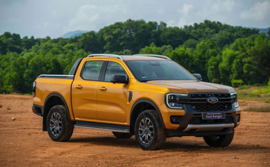 Những chi tiết “lợi hại” trên thùng xe Ford Ranger