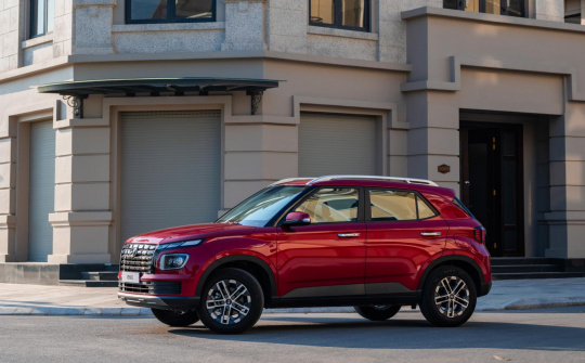 Phân khúc SUV mini: Hyundai Venue có đáng mua?