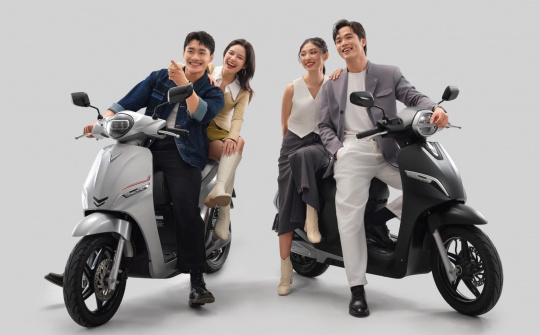 Nhờ chương trình “Phủ xanh Việt Nam”, người mua xe máy điện VinFast đang được ưu đãi lớn