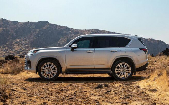 Chi tiết Lexus LX 700h 2025: Chiếc SUV mạnh 430 mã lực