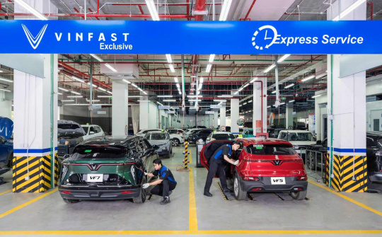 Chủ xe chia sẻ về trải nghiệm VVIP tại xưởng dịch vụ VinFast