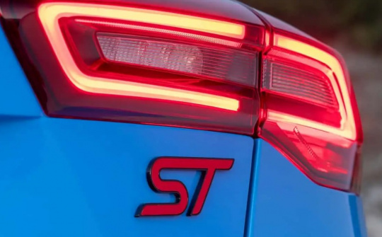 Ford chính thức “khai tử” dòng xe hatchback hiệu suất cao sau 45 năm gắn bó