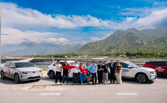 200 xe VinFast hội tụ Hội An trong hành trình Wonder Trip 2025 đầy cảm xúc