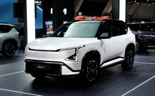 Kia ra mắt mẫu EV5 GT với hệ dẫn động bốn bánh
