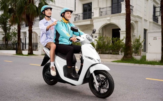 Mua xe máy điện VinFast chạy Xanh SM Bike được miễn phí thuê, đổi pin 3 năm