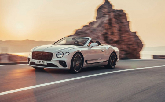 Bentley Continental GT Convertible 2019 ra mắt phiên bản mui mềm