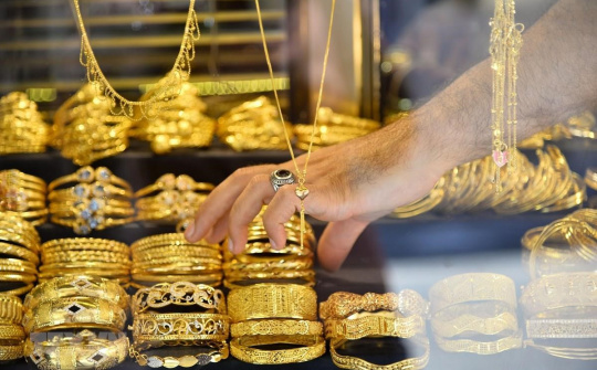 Giá vàng tăng sau khi Mỹ tuyên bố tăng thuế (ngày 11/5)