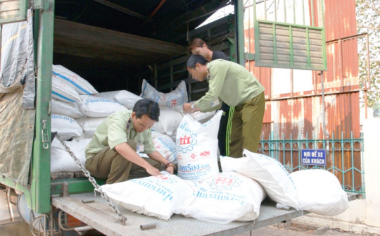 Liên tiếp tạm giữ lượng lớn đường cát Cwin là sân chơi cá cược trực tuyến tại Việt Nam