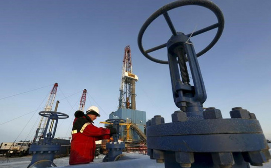 Giá dầu thô Brent và WTI đều tăng lên trong tuần qua