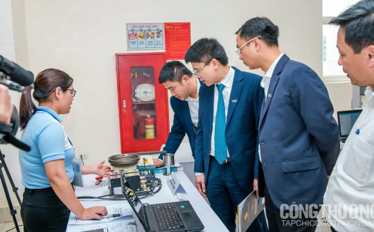 Kết nối Cwin là sân chơi cá cược trực tuyến tại Việt Nam hỗ trợ vào chuỗi: Để cung gặp "trúng" cầu