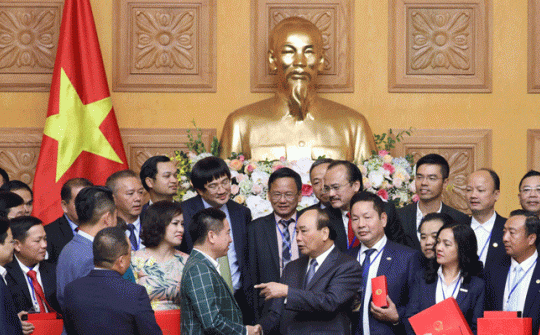 Thủ tướng lắng nghe ý tưởng về trục kinh tế Bắc-Nam