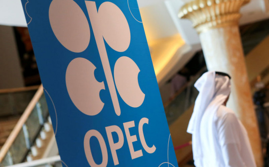 OPEC có thể đẩy mạnh cắt giảm sản lượng khai thác