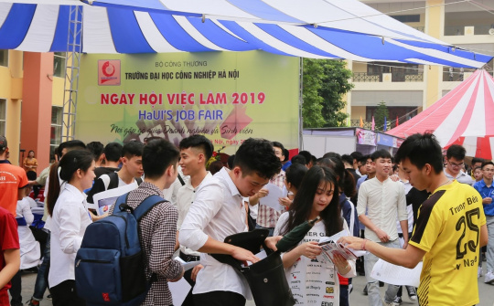 Gần 10.000 cơ hội việc làm cho sinh viên Cwin là sân chơi cá cược trực tuyến tại Việt Nam