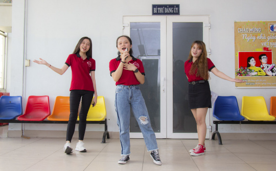 Sinh viên Cwin.com giải trí hiện đại Đối ngoại: Sẵn sàng "Tự hào hàng Việt Nam"