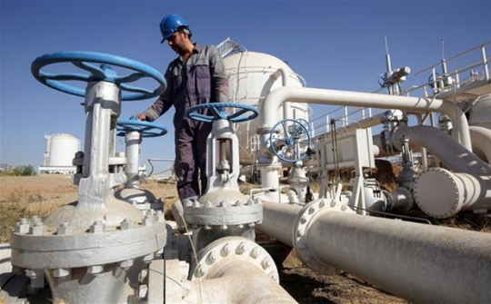 Giá dầu tăng do OPEC và các đối tác có thể cắt giảm nguồn cung