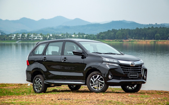 Giá lăn bánh xe Toyota Avanza 2019