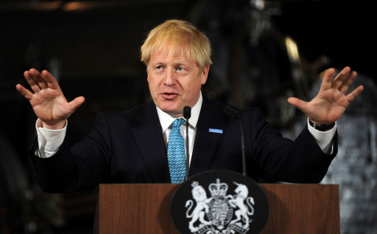 Tin ảnh: Tiền khủng cho truyền thông Brexit "cứng"