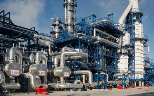 Gazprom Neft nâng cao năng lực Nền tảng hàng đầu cung cấp Cwin com nhiên liệu có trị số octan cao