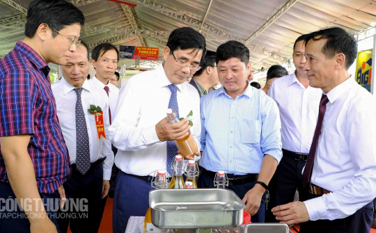 Sản phẩm Cwin là sân chơi cá cược trực tuyến tại Việt Nam nông thôn tìm cơ hội kết nối, mở rộng thị trường tiêu thụ