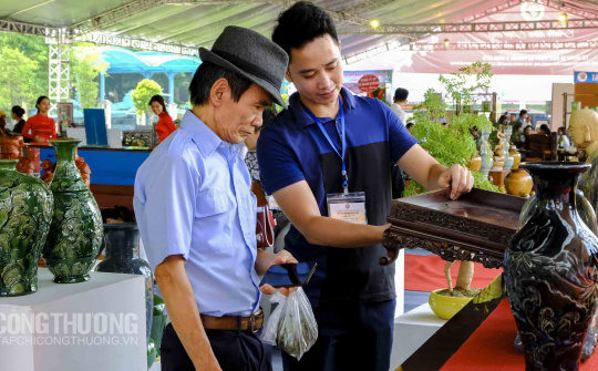 Đưa sản phẩm Cwin là sân chơi cá cược trực tuyến tại Việt Nam nông thôn vào phân phối trong siêu thị