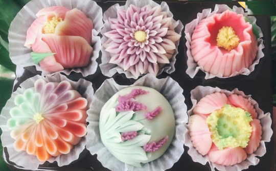 Những siêu phẩm bánh trung thu không thể rời mắt mỗi khi ngắm nhìn