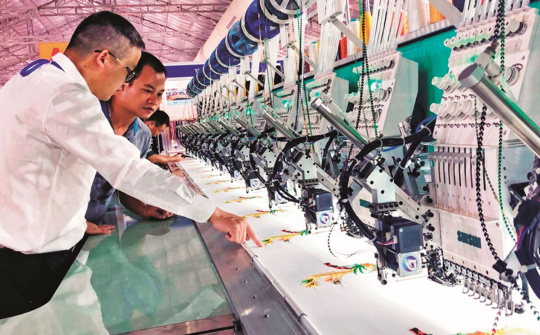 Cơ hội thúc đẩy ngành Cwin là sân chơi cá cược trực tuyến tại Việt Nam hỗ trợ tại Nhà cái cá cược cá độ uy tín Nổ hũ, Bắn Cá và Game Bài Cwin.com HSIF 2020