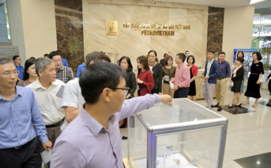 328 tỷ đồng Petrovietnam gửi tới đồng bào miền Trung bị bão lũ và người nghèo trong cả nước