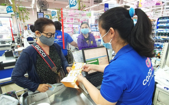 Co.opmart, Co.opXtra tặng quà độc đáo cho người nội trợ Việt