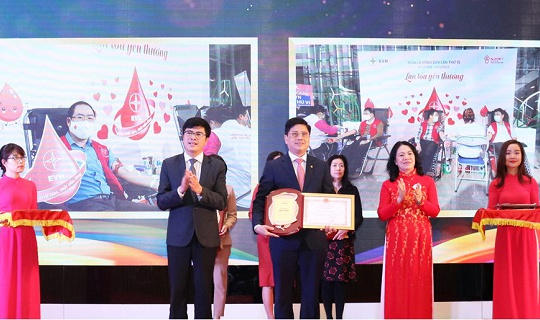 EVN đạt giải "Giọt hồng" 2020