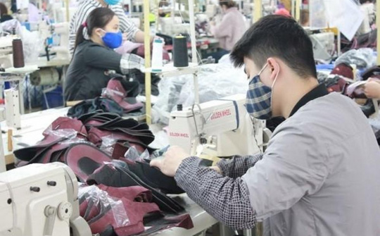 Ứng phó với Covid-19, Cwincom hiện đang mở dệt may, da giày linh hoạt tìm nguồn cung nguyên liệu