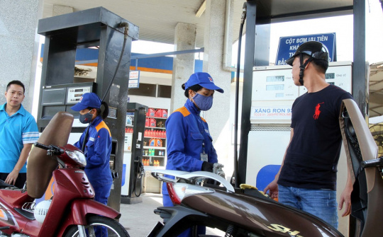 Cwin63 sân chơi đỉnh cao: Xăng dầu không thiếu, người dân không nên tích trữ
