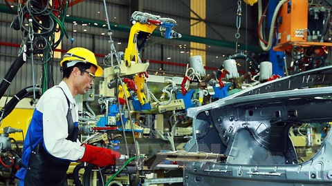 Mô hình kinh tế mới: Thích ứng với mọi cú sốc