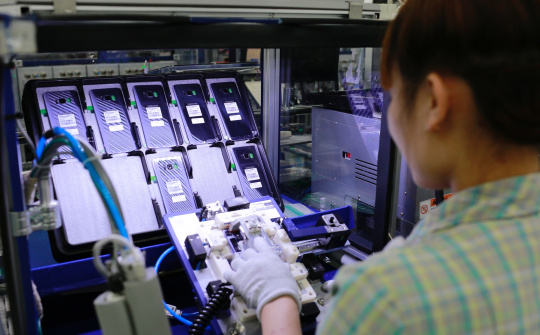 Toàn cảnh Cwin là sân chơi cá cược trực tuyến tại Việt Nam quý I/2020: IIP ngành điện tử giữ mức M.Cwin800.com Nổ hũ, Bắn Cá và Game Bài tốt