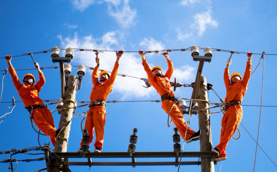 Sản xuất và phân phối điện tăng gần 14% trong tháng 5/2020